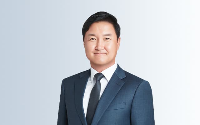 [fn 이사람] "군·기업 경험 자산으로… K방산 해외 진출 돕고싶어"