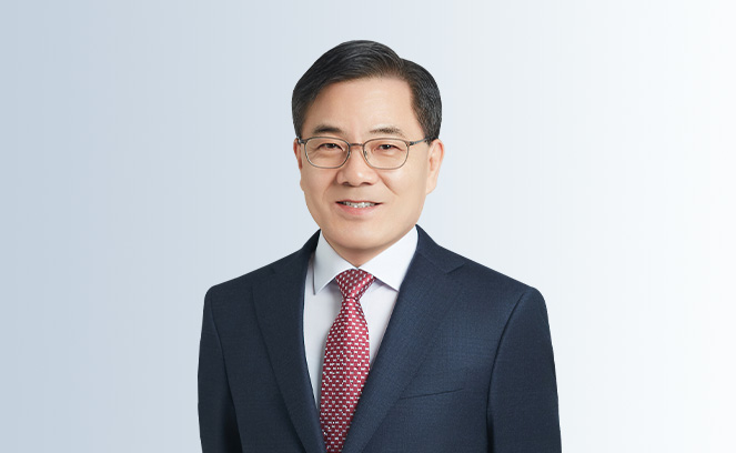 정책을 설계한 관료에서, 기업의 해법을 돕는 자문가로